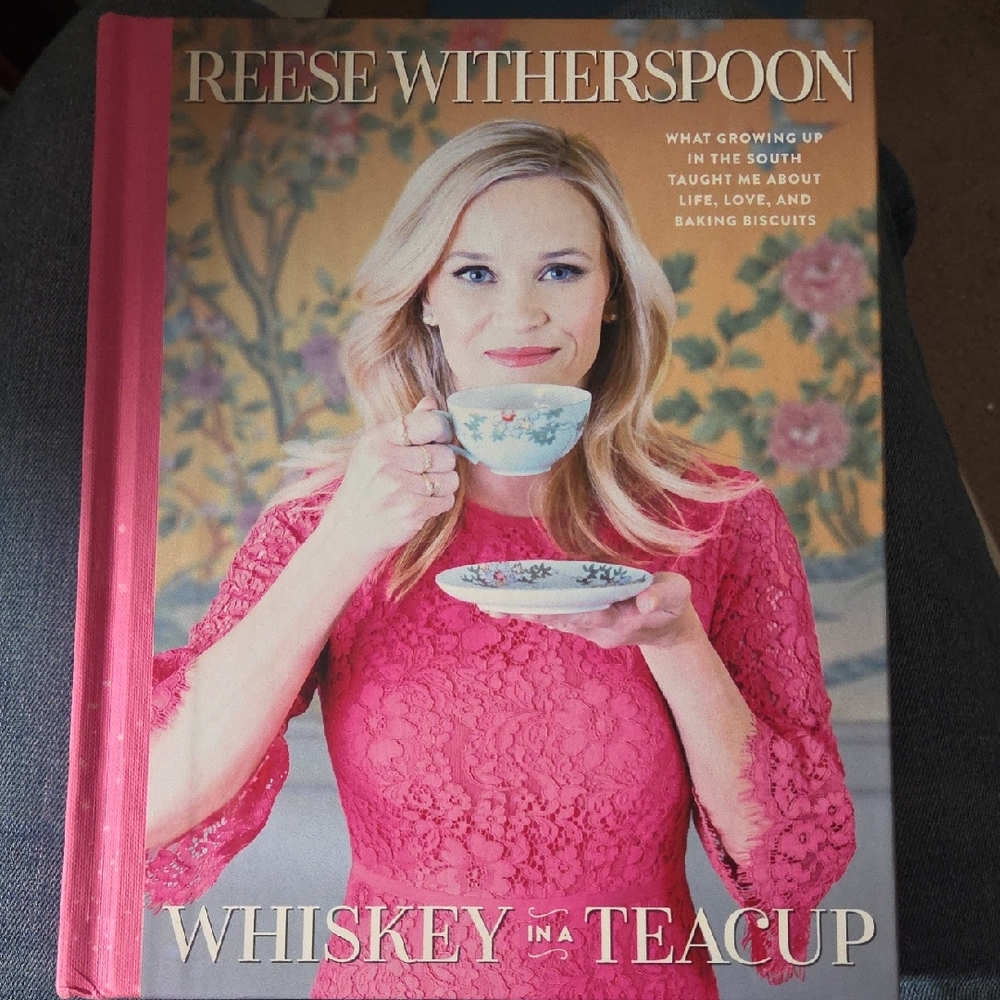 Reese Witherspoon 'Whiskey in a Teacup' Book